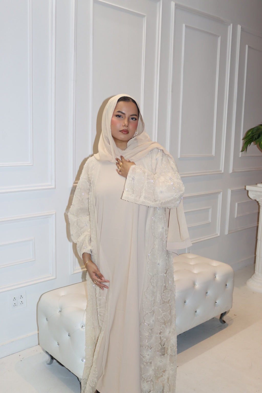 Esha (Beige)