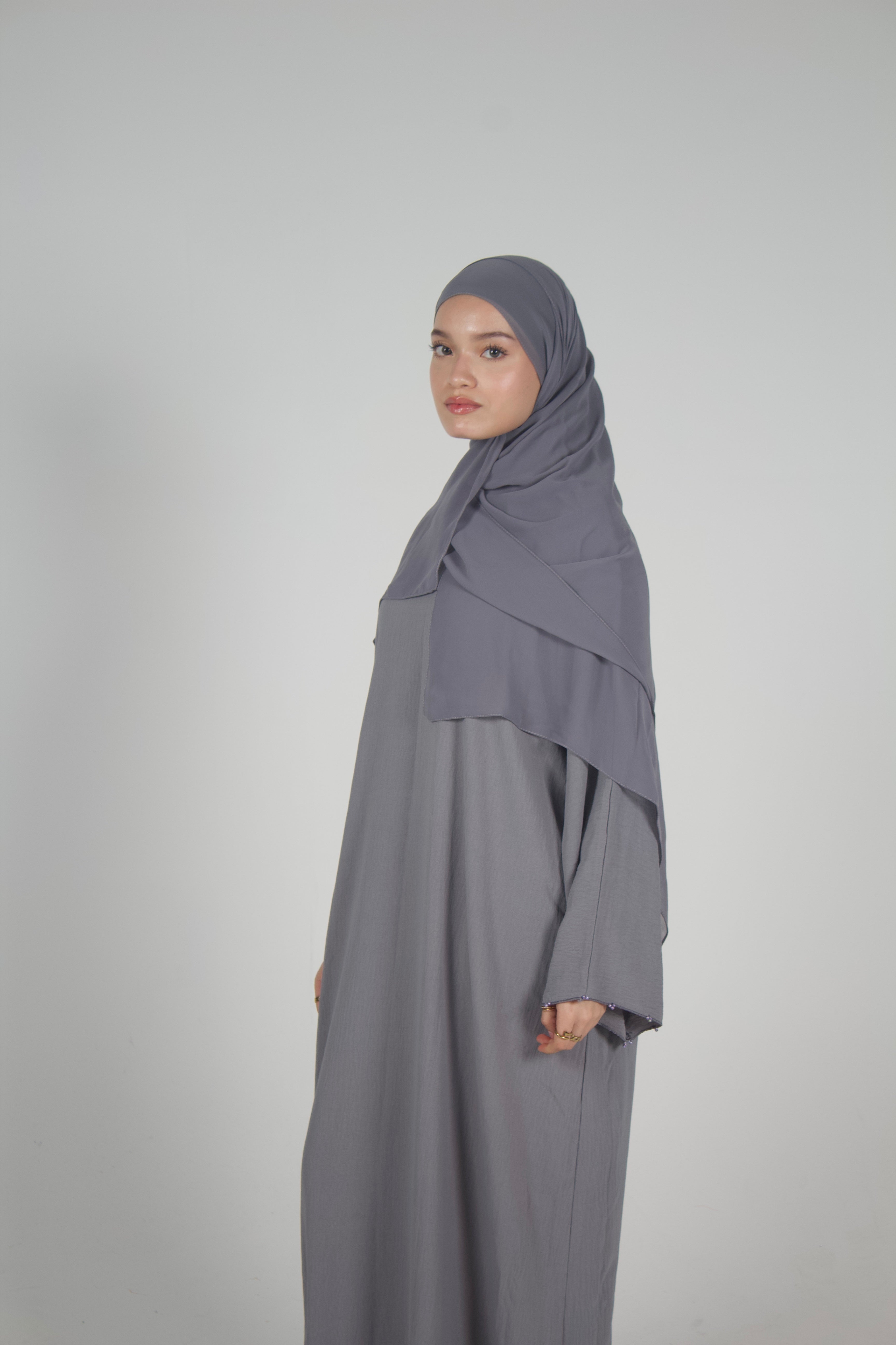 Adiyah (Grey)