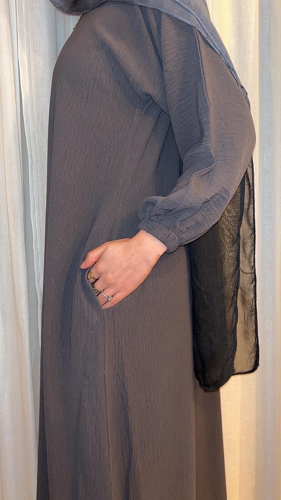 Inayah ( Deep Grey )