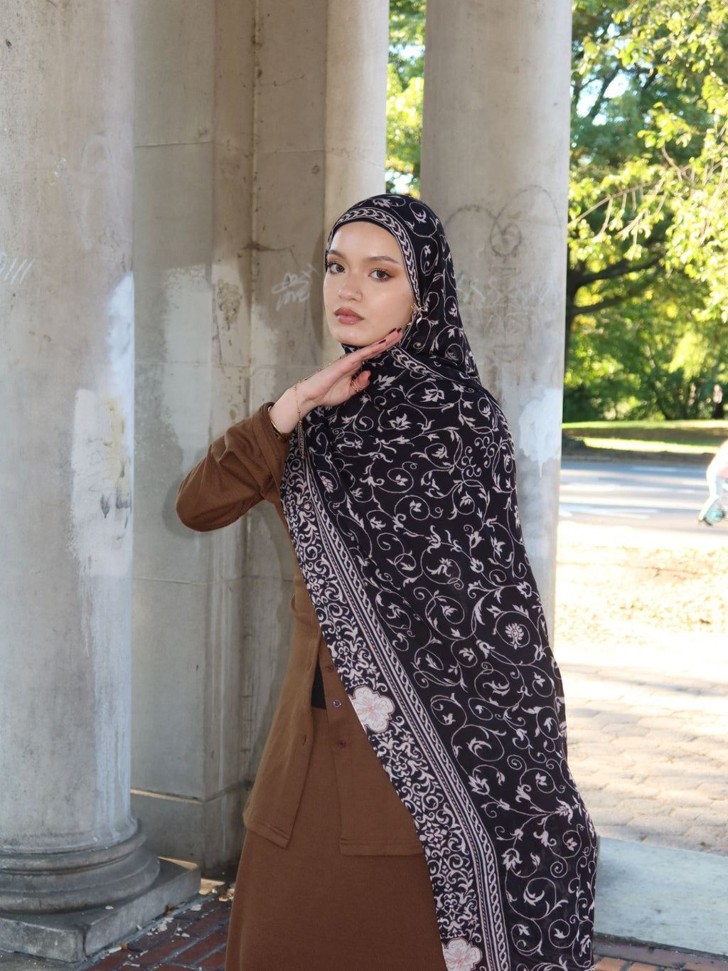 Noir Pashmina