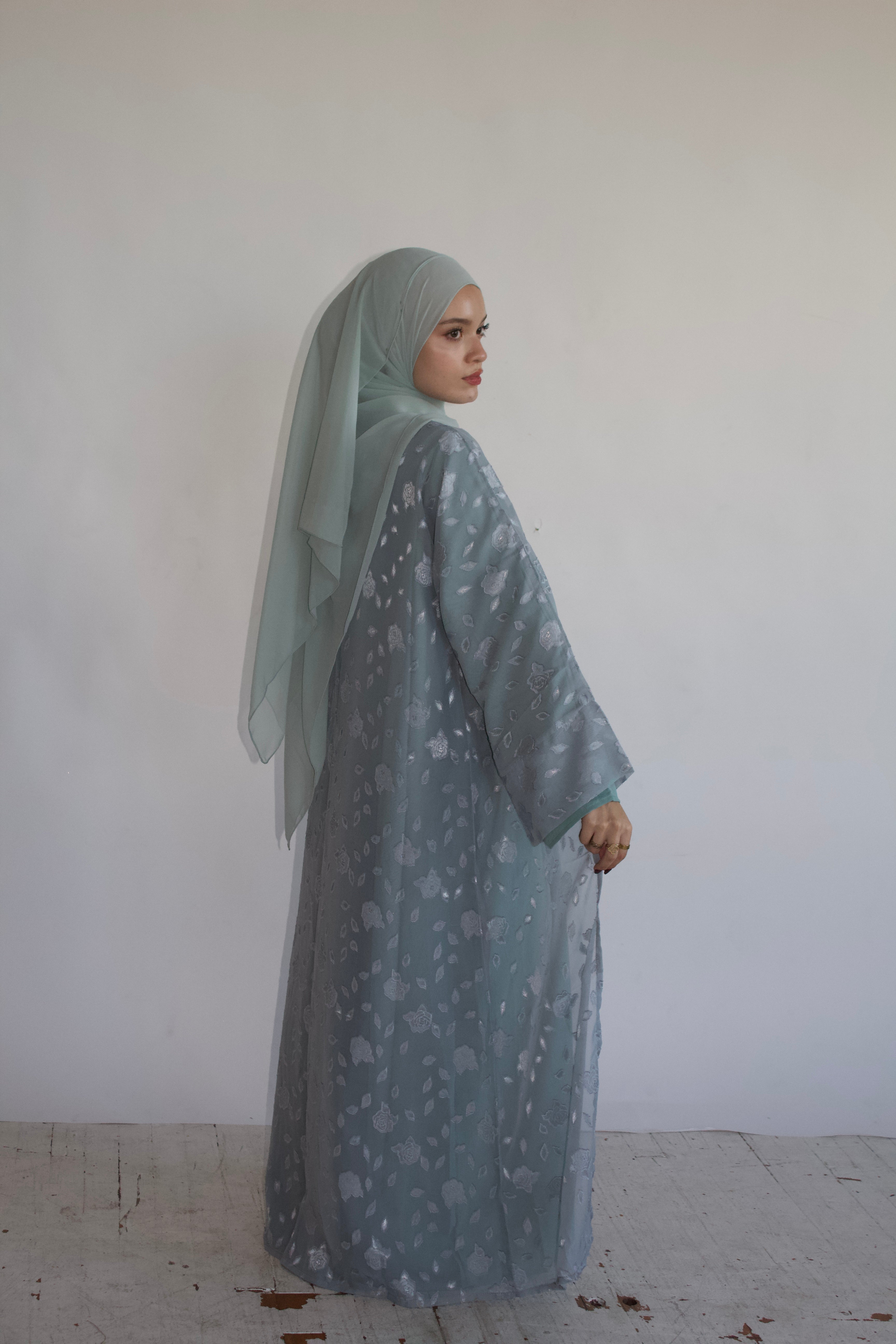 Nisa (Sapphire)