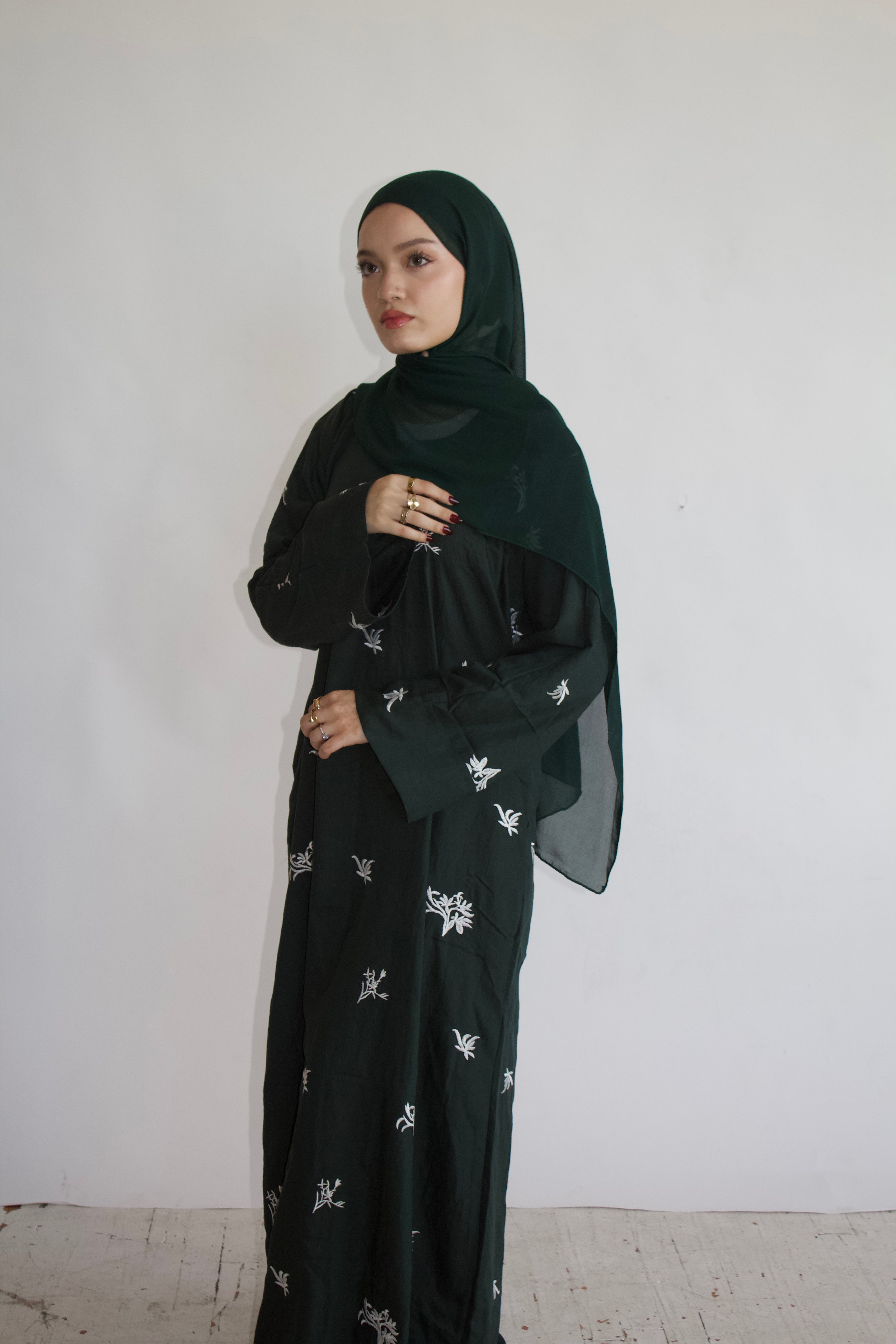 Leena (Closed Abaya)