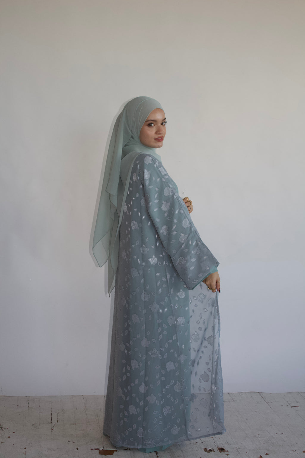 Nisa (Sapphire)